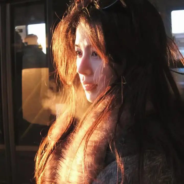 闪婚后，亿万总裁掐腰宠